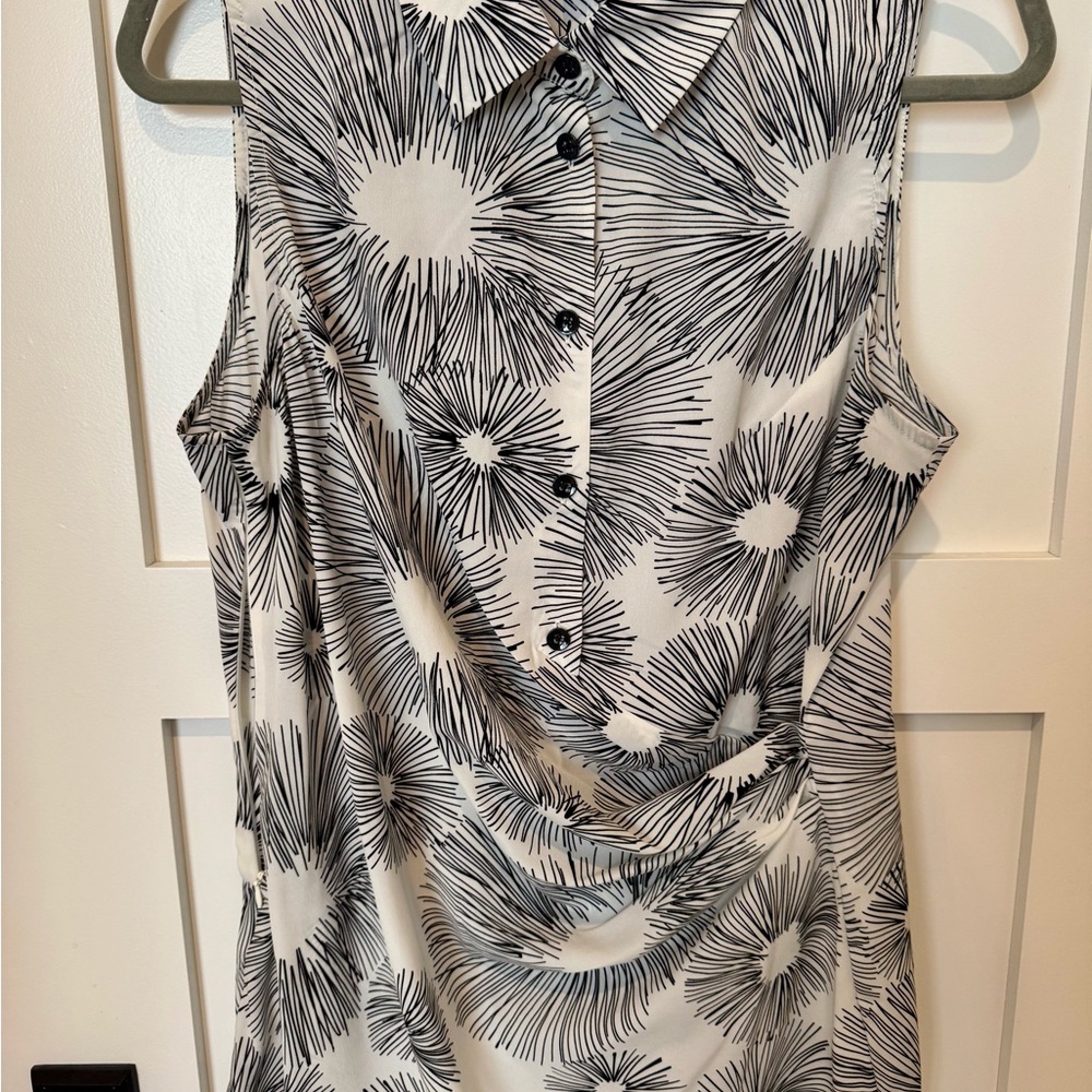 Cabi Sleeveless Black and White Patterned Tunic L NWOT